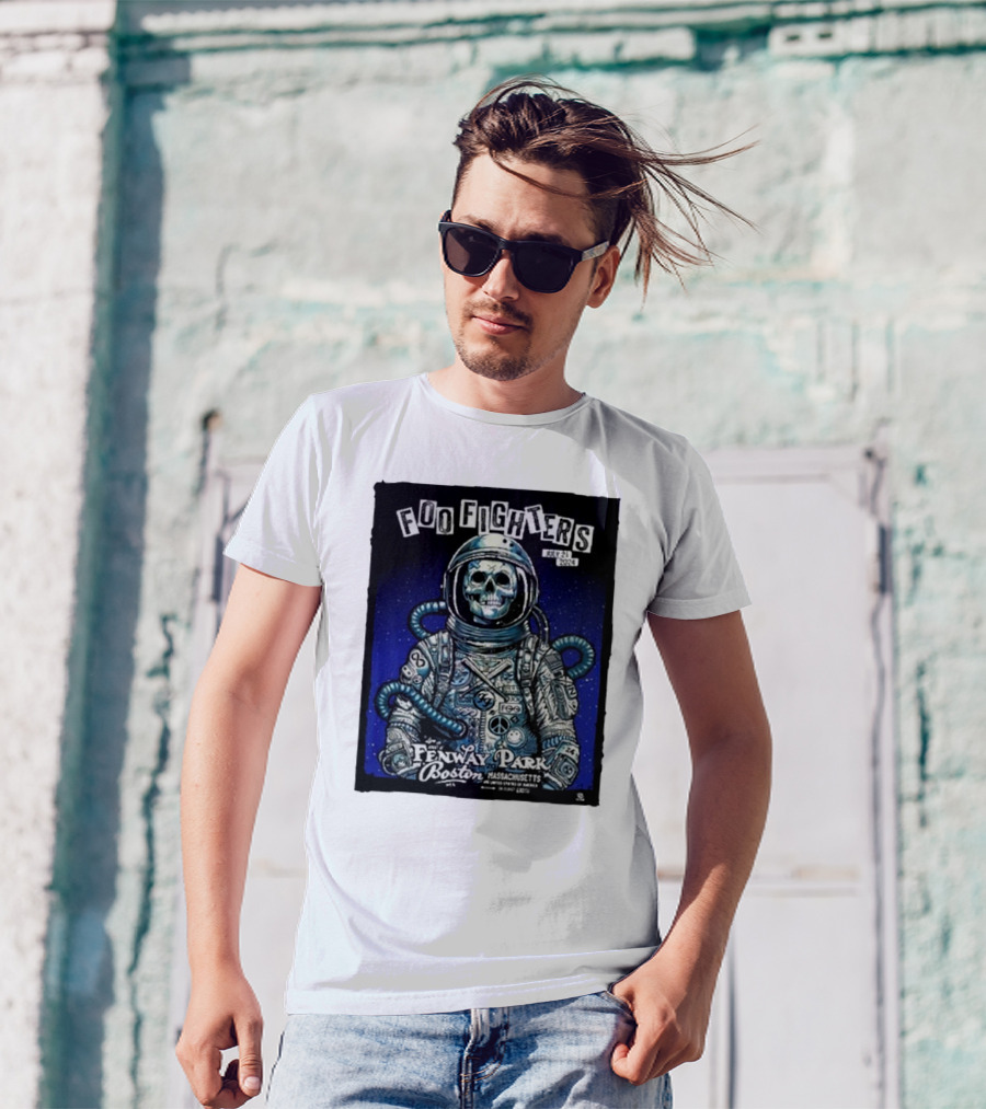 Foo Fighters July 21 2024 Fenway Park Boston Massachusetts Astronaut Skull T-Shirt