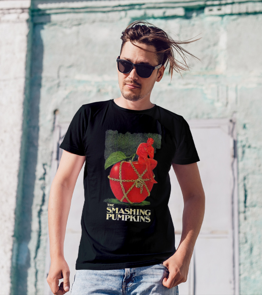The Smashing Pumpkins Aug 5 2024 Citi Field Flushing NY Devil On Apple T-Shirt