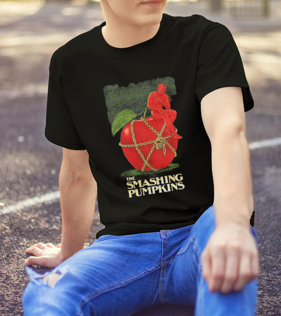 The Smashing Pumpkins Aug 5 2024 Citi Field Flushing NY Devil On Apple T-Shirt