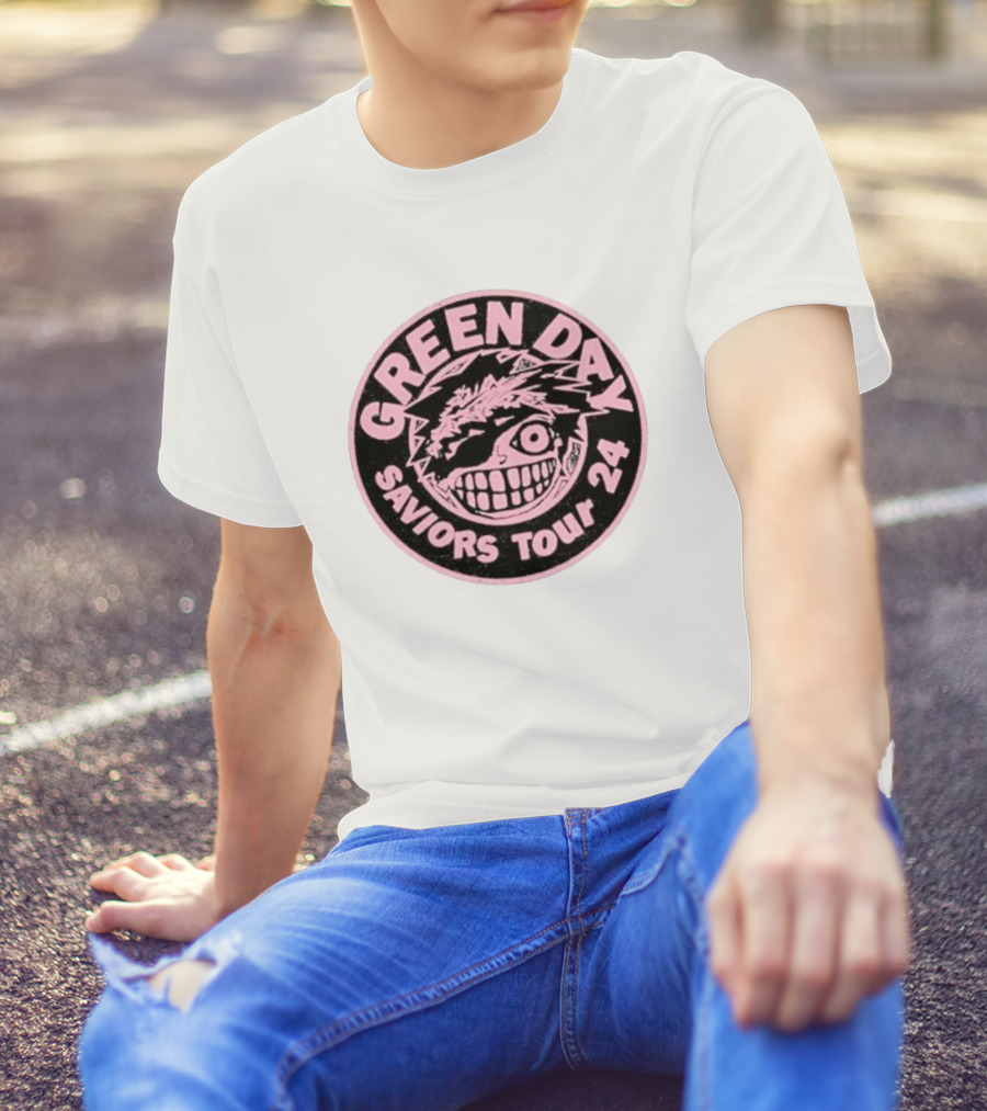 Green Day Saviors Tour 24 Pink Grinning Icon Badge T-Shirt