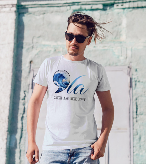 Comma La Catch The Blue Wave Ocean Kamala Harris T-Shirt