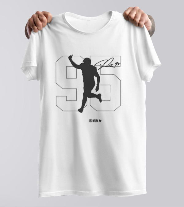 Chris Jones 95 NFLPA Silhouette Signature T-Shirt