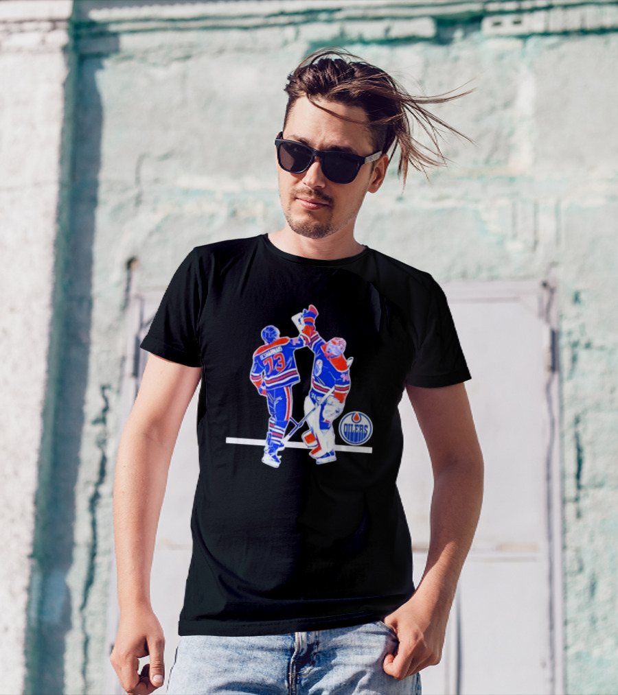 Edmonton Oilers Vinny Skinny Winny High-Five T-Shirt