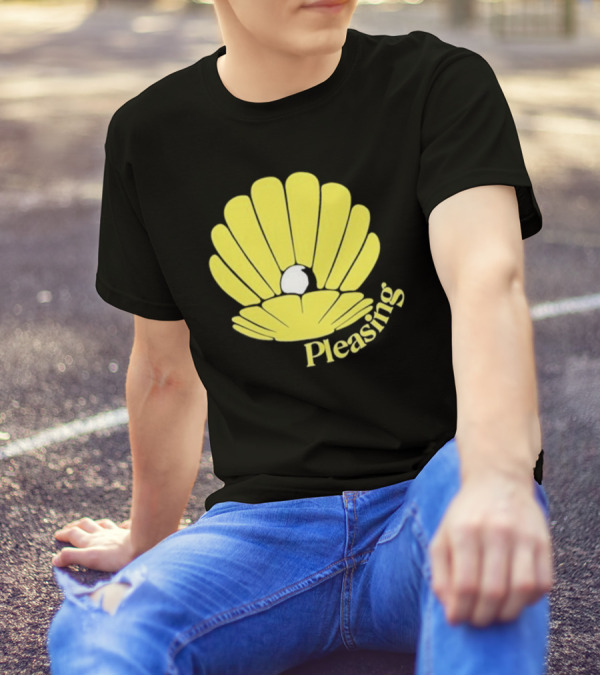 Pleasing Store Yellow Clam And Pearl T-Shirt