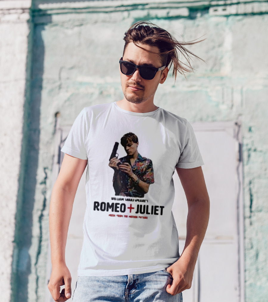 Romeo + Juliet 9Mm 13 Dagger T-Shirt