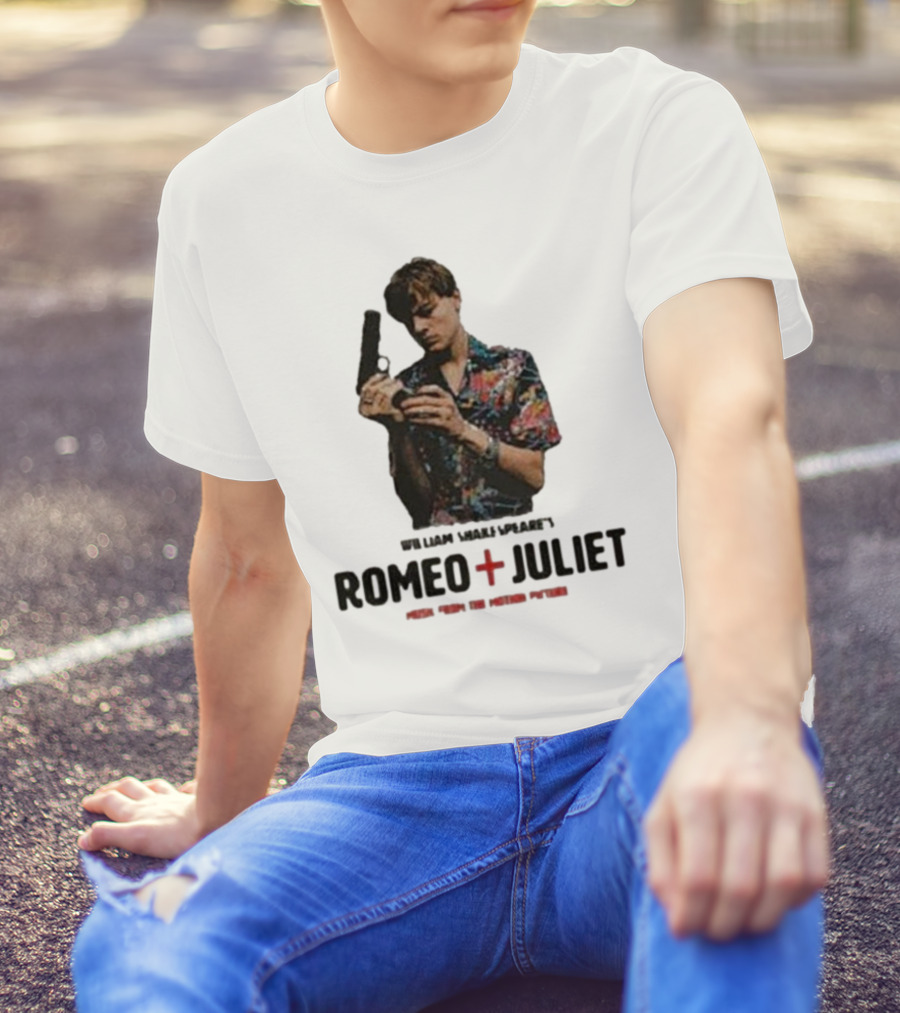 Romeo + Juliet 9Mm 13 Dagger T-Shirt