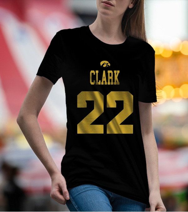 Clark 22 Iowa Hawkeyes T-Shirt