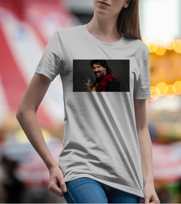 Mick Foley Vuelve A Firmar Un Contrato De Leyenda Con WWE Iconic Flannel Look T-Shirt