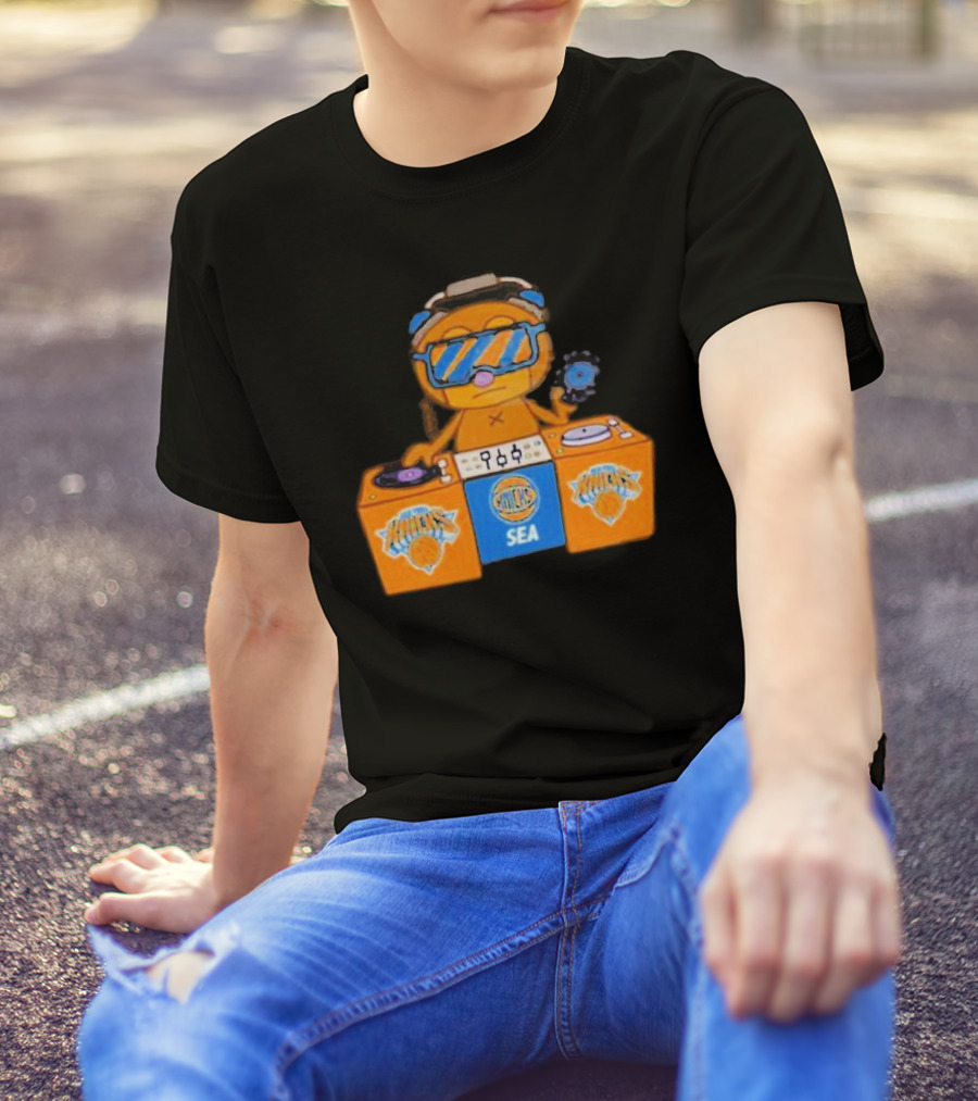 NY Knicks SEA X Parappa The Rapper DJ Setup T-Shirt