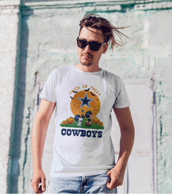 Trick Or Treat Snoopy And Charlie Brown Cowboys Halloween T-Shirt