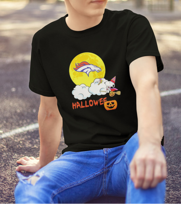 Snoopy Denver Broncos NFL Halloween 2024 Moon Pumpkin Magic T-Shirt