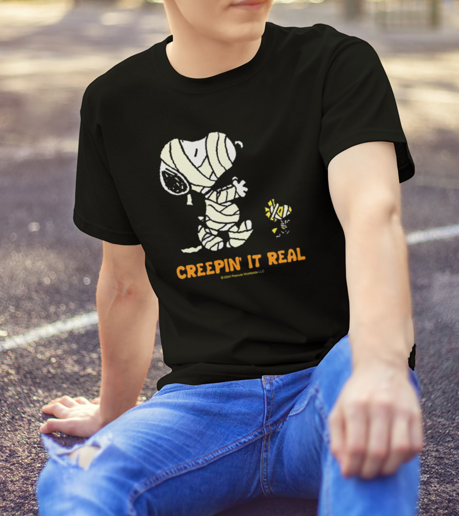 Peanuts Snoopy Woodstock Mummy Creepin’ It Real Halloween ©2004 Peanuts Worldwide LLC T-Shirt
