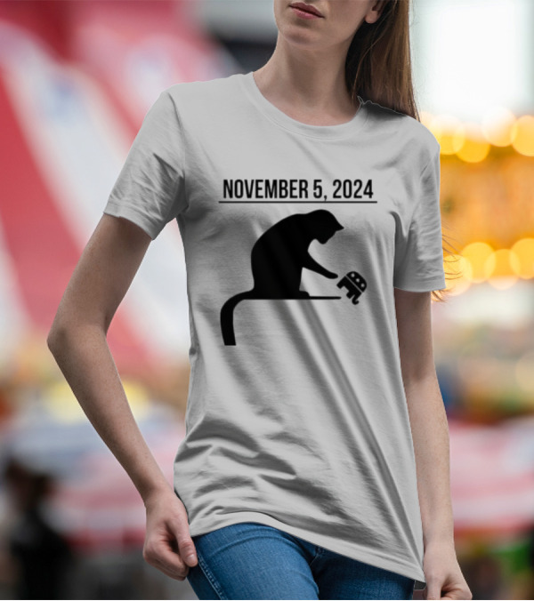 November 5 2024 Cat Knocking Elephant Republican T-Shirt