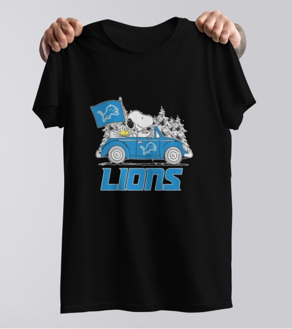 Detroit Lions Snoopy Peanuts Car Christmas Sports T-Shirt