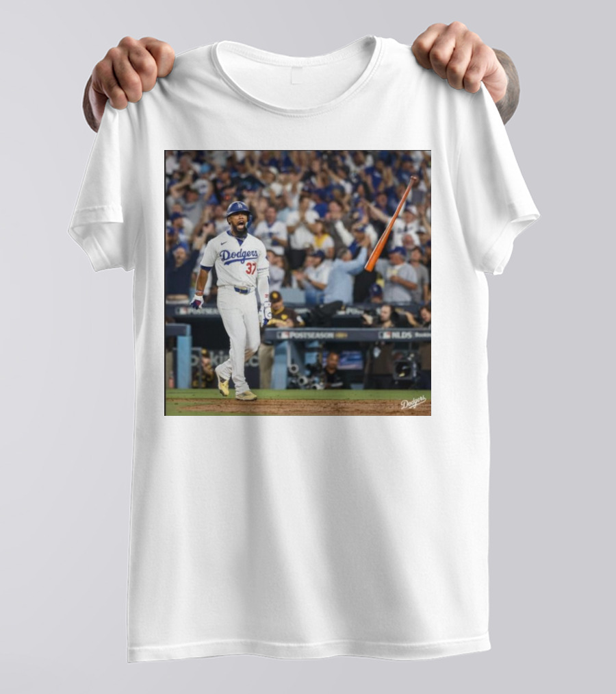 Teoscar Hernandez Dodgers Bat Flipping Moment In Postseason T-Shirt