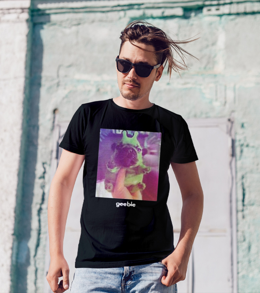 Pibble Palace Geeble Pug Crown T-Shirt