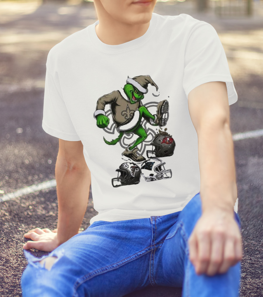 Grinch Crushes Rival NFL Teams In New Orleans Saints Gear T-Shirt