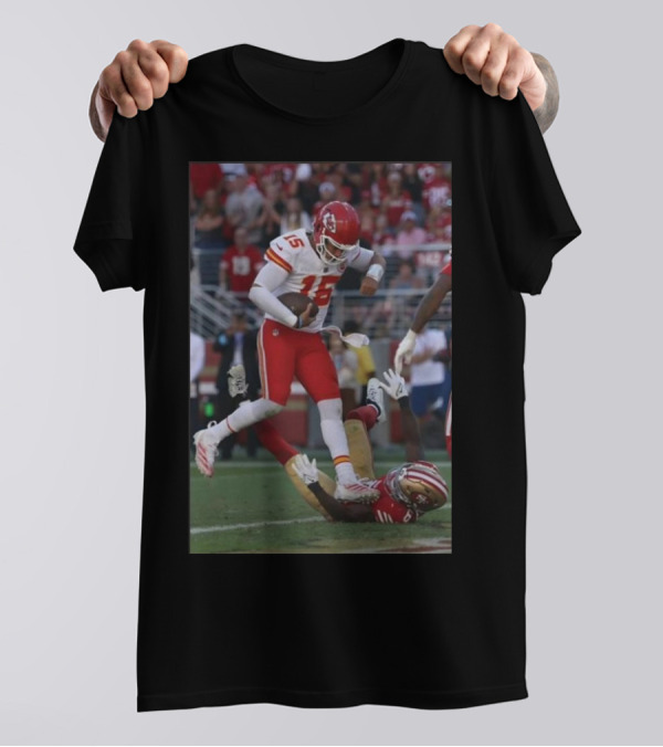 Patrick Mahomes Kansas City Chiefs Vs. San Francisco 49ers Football Action T-Shirt