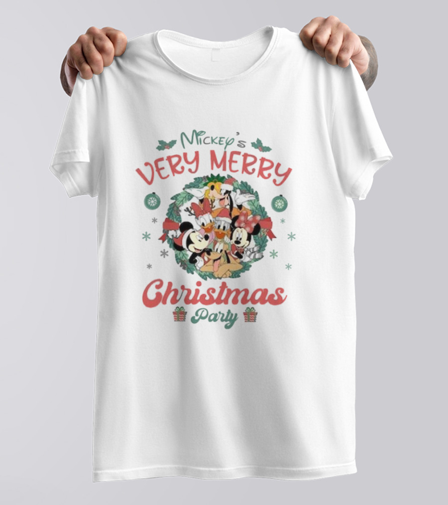 Mickey’s Very Merry Christmas Party Magic Kingdom 2024 Wreath And Character T-Shirt