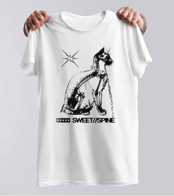 SWEET//SPINE Cat With Starburst And Chain Detail T-Shirt