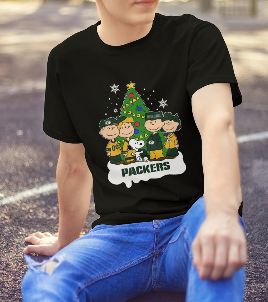 Snoopy The Peanuts Packers NFL Christmas T-Shirt