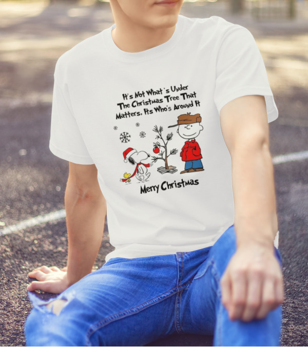 Snoopy Charlie Brown Woodstock Christmas Tree Matters Merry Christmas T-Shirt