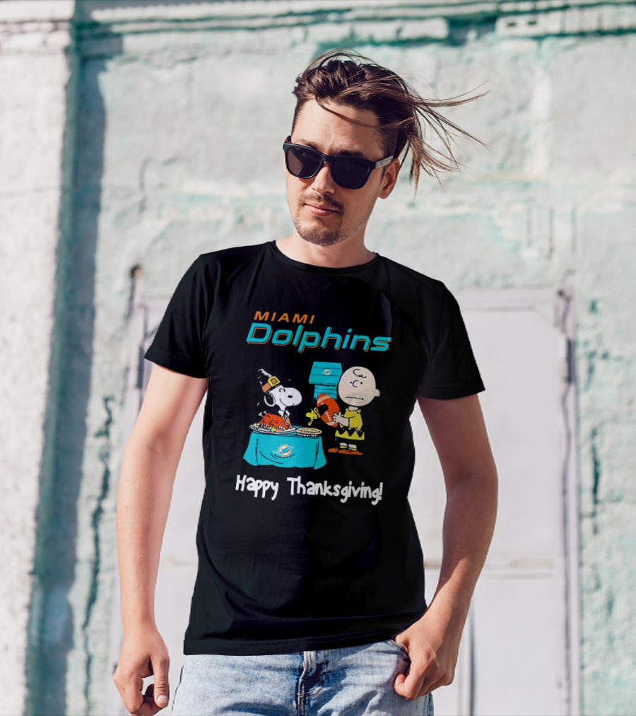 Miami Dolphins Peanuts NFL Football Happy Thanksgiving T-Shirt