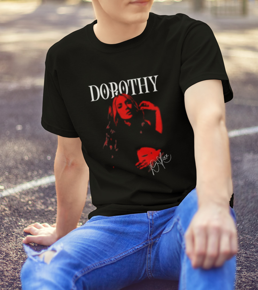 Dorothy Red Portrait Signature T-Shirt