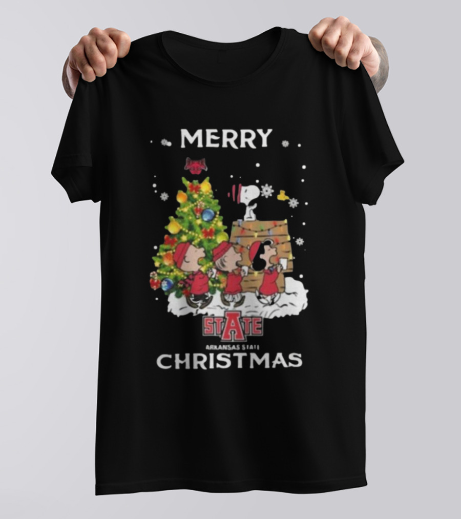 Arkansas State Red Wolves Snoopy Friends Merry Christmas T-Shirt