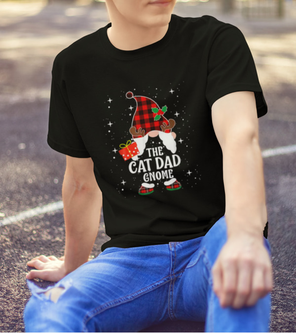 The Cat Dad Gnome Buffalo Plaid Christmas Pajama Matching Family T-Shirt