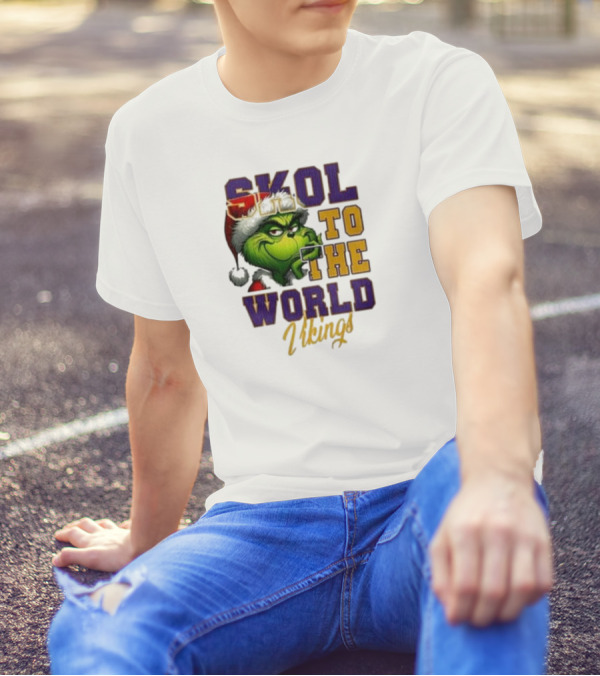 Minnesota Vikings Skol To The World Merry Christmas Grinch T-Shirt