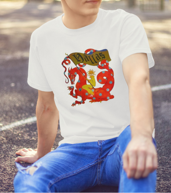 Hällas Flower Knight Riding Red Polka Dot Dragon T-Shirt