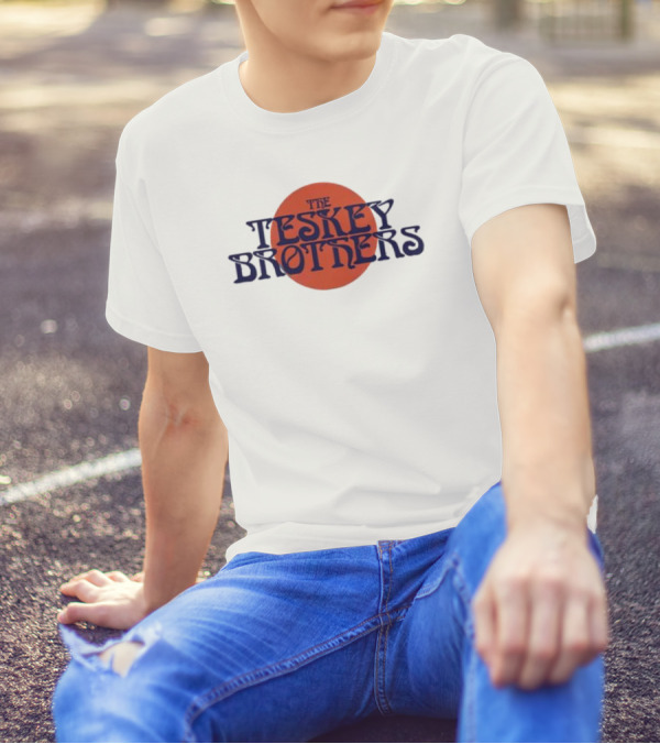 The Teskey Brothers Vintage Red Circular Emblem T-Shirt