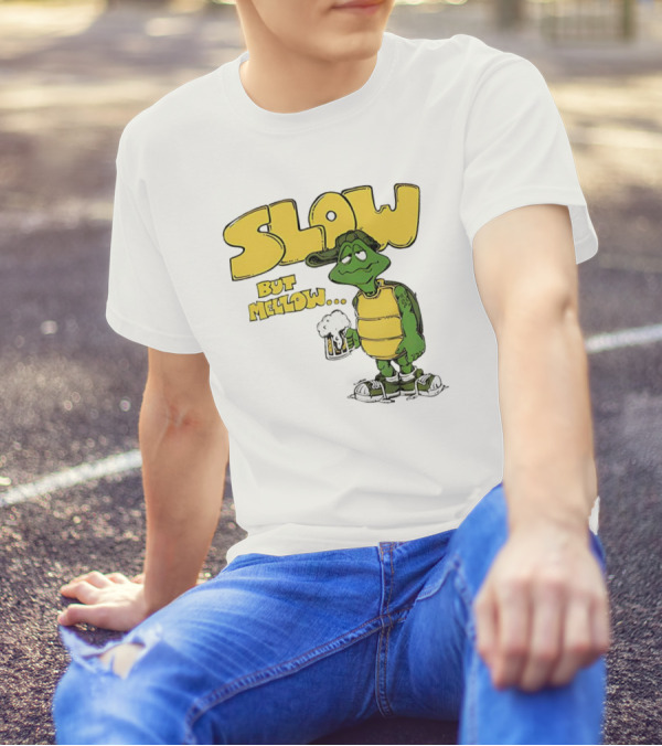 Slow But Mellow Turtle With Beer Retro Vintage 70s Style T-Shirt