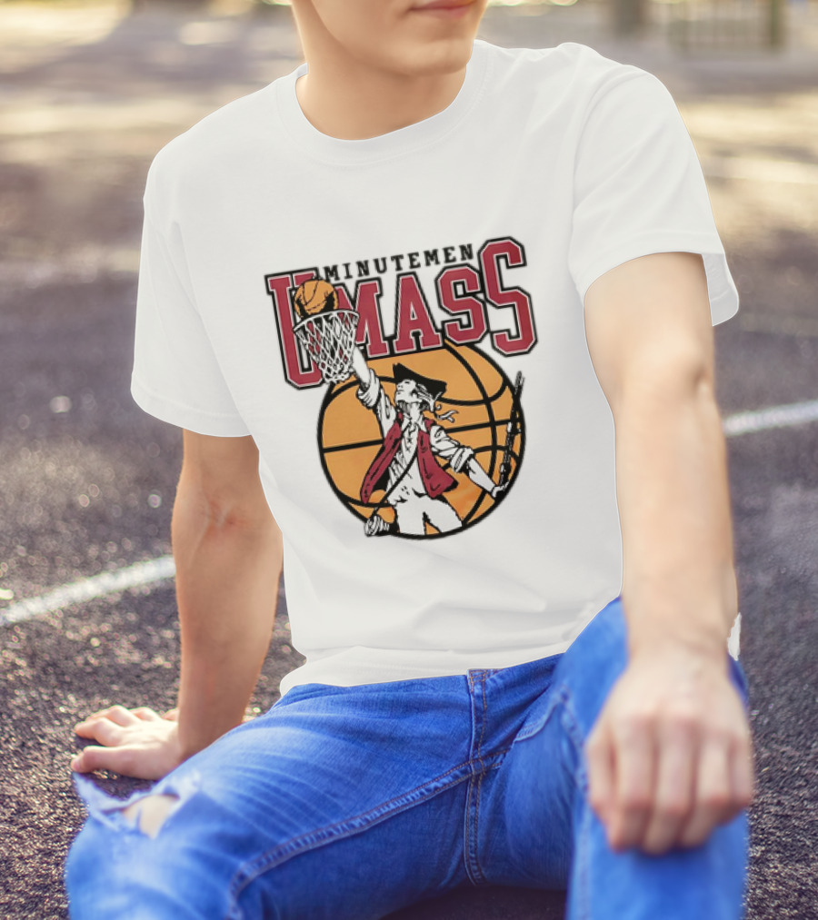 UMass Minutemen Basketball Retro Throwback Dunking Minuteman Basketball Graphic T-Shirt