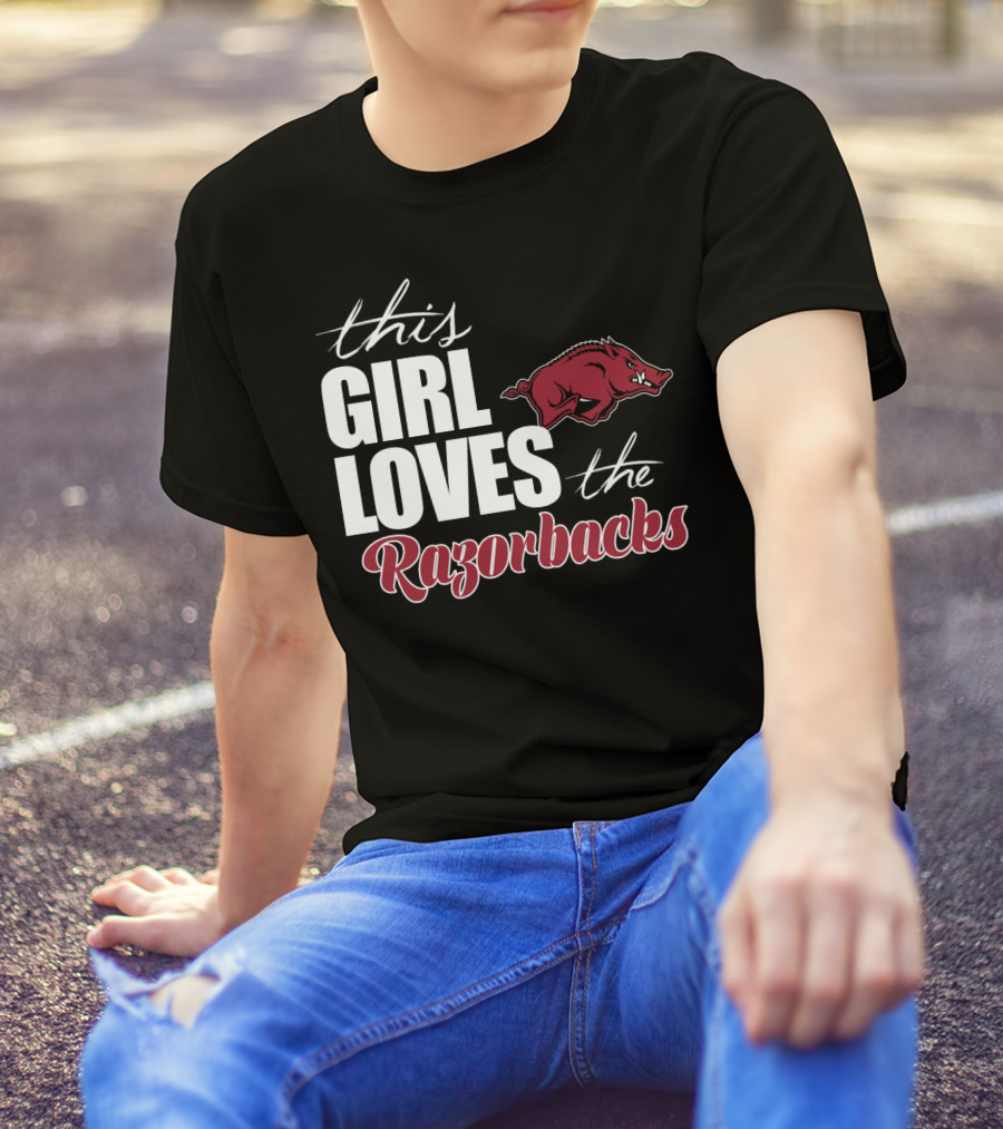 This Girl Loves The Arkansas Razorbacks T-Shirt