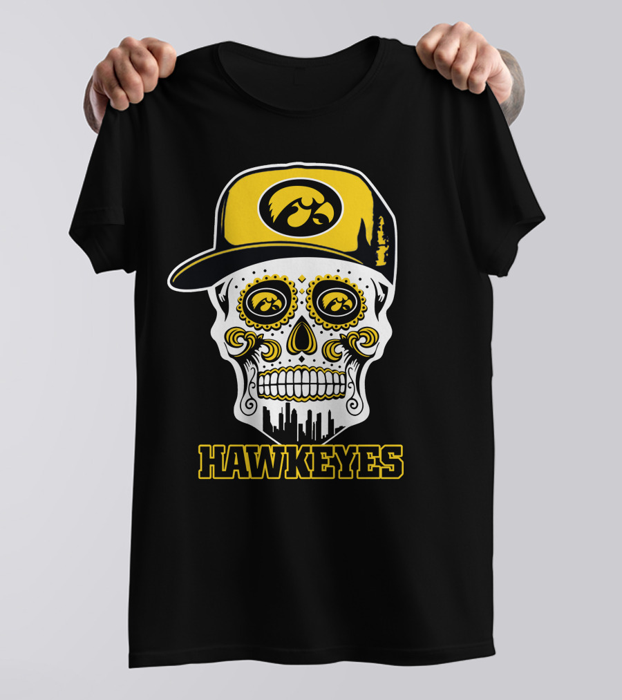 Iowa Hawkeyes Skull With Cap And City Skyline T-Shirt