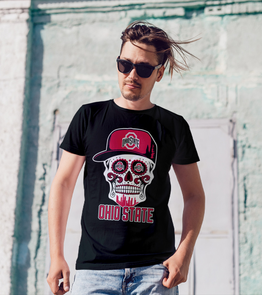 Ohio State Buckeyes Skull With Baseball Cap And Cityscape Elements T-Shirt