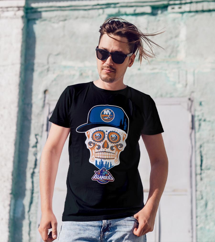 Ny Islanders Skull Logo With Cap And Cityscape T-Shirt