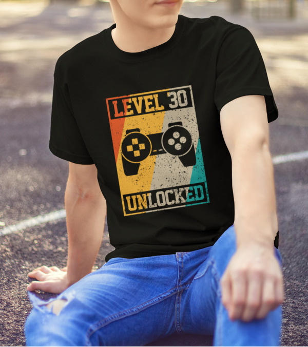 Level 30 Unlocked Vintage Gamer Controller T-Shirt