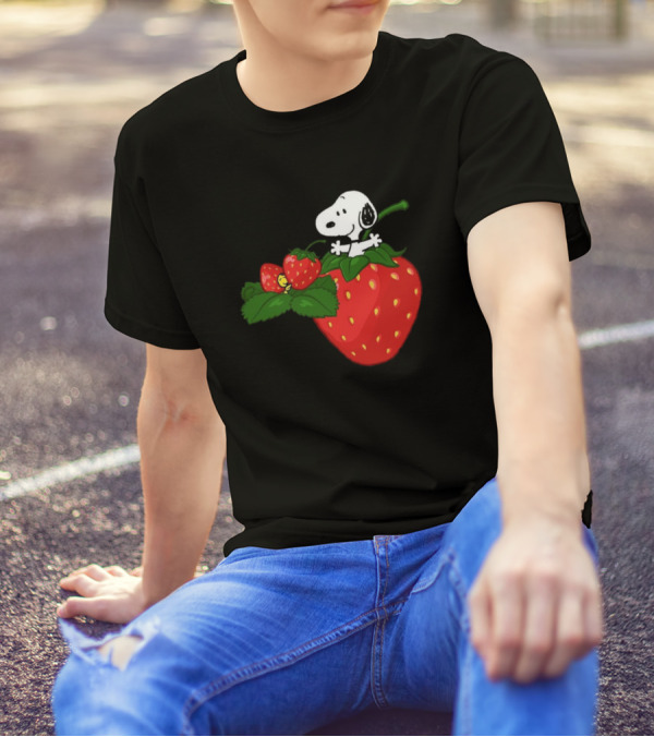 Snoopy Strawberry Peanuts Cartoon T-Shirt