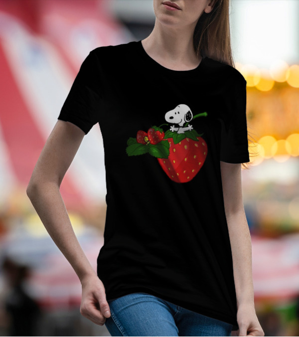Snoopy Strawberry Peanuts Cartoon T-Shirt