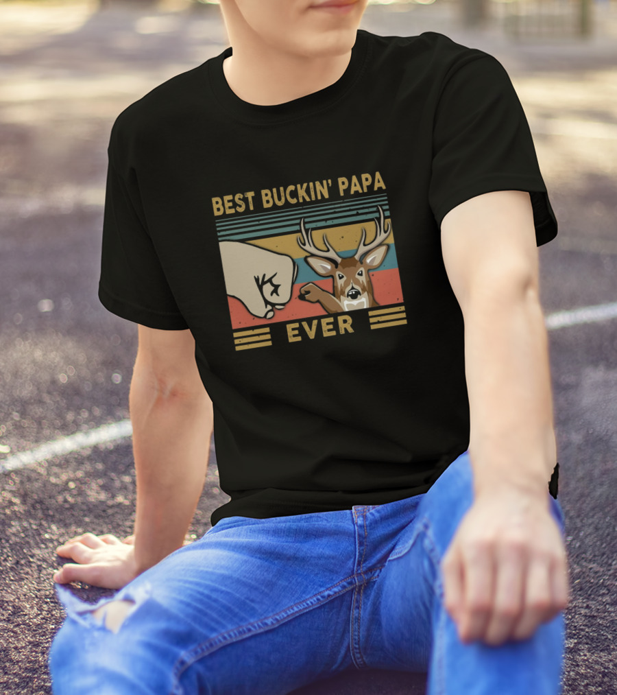 Best Buckin' Papa Ever Vintage Fist Bump Deer T-Shirt