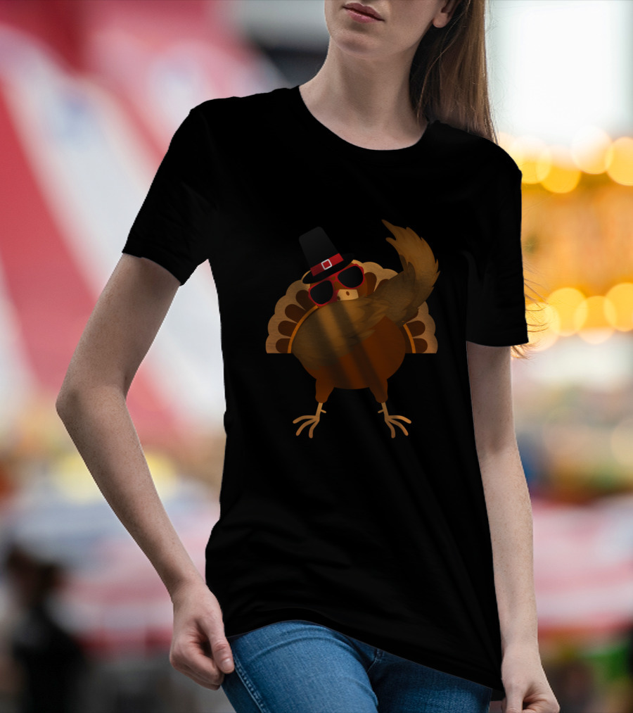 Funny Thanksgiving Turkey Dabbing With Hat And Sunglasses T-Shirt