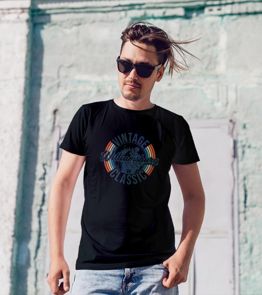Vintage Williamsburg VA Classic T-Shirt