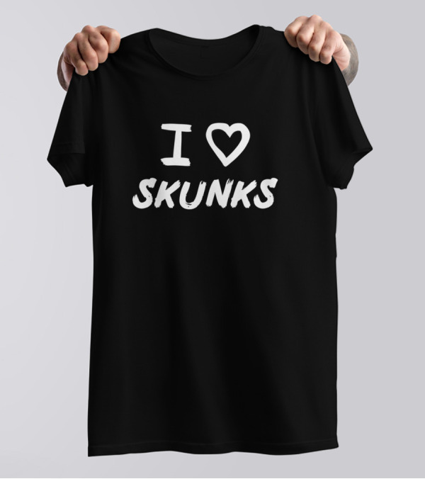 I Heart Skunks T-Shirt