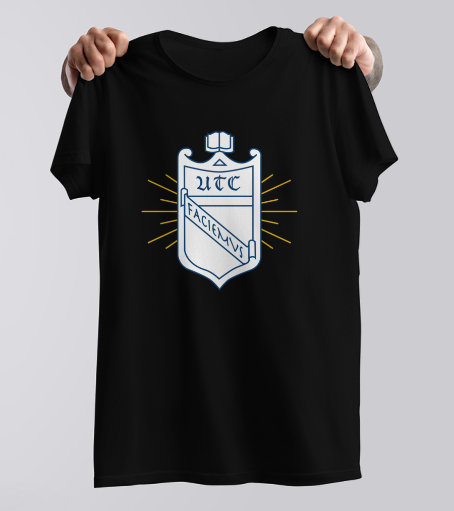 UTC Faciemus Shield Emblem University Of Tennessee At Chattanooga T-Shirt