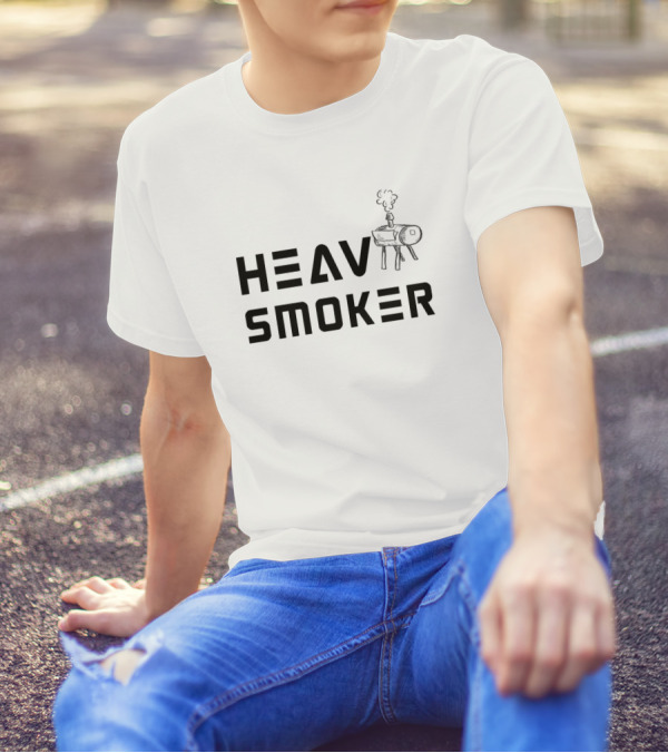 HEAVY SMOKER BBQ Lovers Perfect T-Shirt