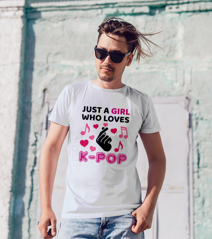 JUST A GIRL WHO LOVES K-POP HEARTS AND MUSIC NOTES T-Shirt