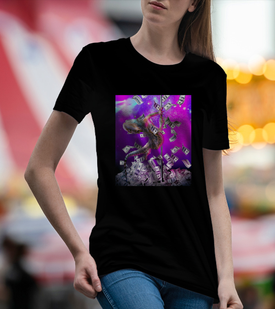 Bearded Dragon Pole Dance With Falling Dollar Bills T-Shirt